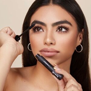 ARACELI Monarca Mascara (Black)